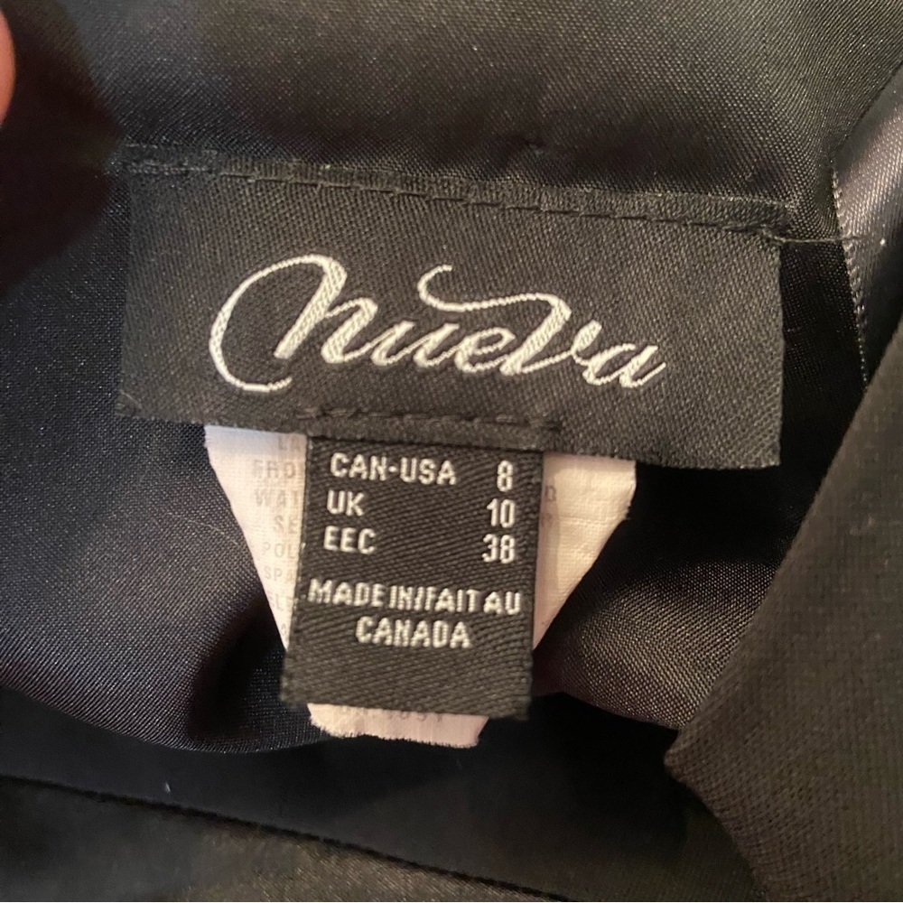 🇨🇦 Nueva women’s black asymmetrical cocktail pencil dress in size 8 - Picture 7 of 8